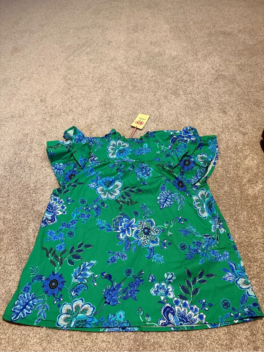 Entro Green Floral Flutter Sleeve Blouse - Picture 4 of 8
